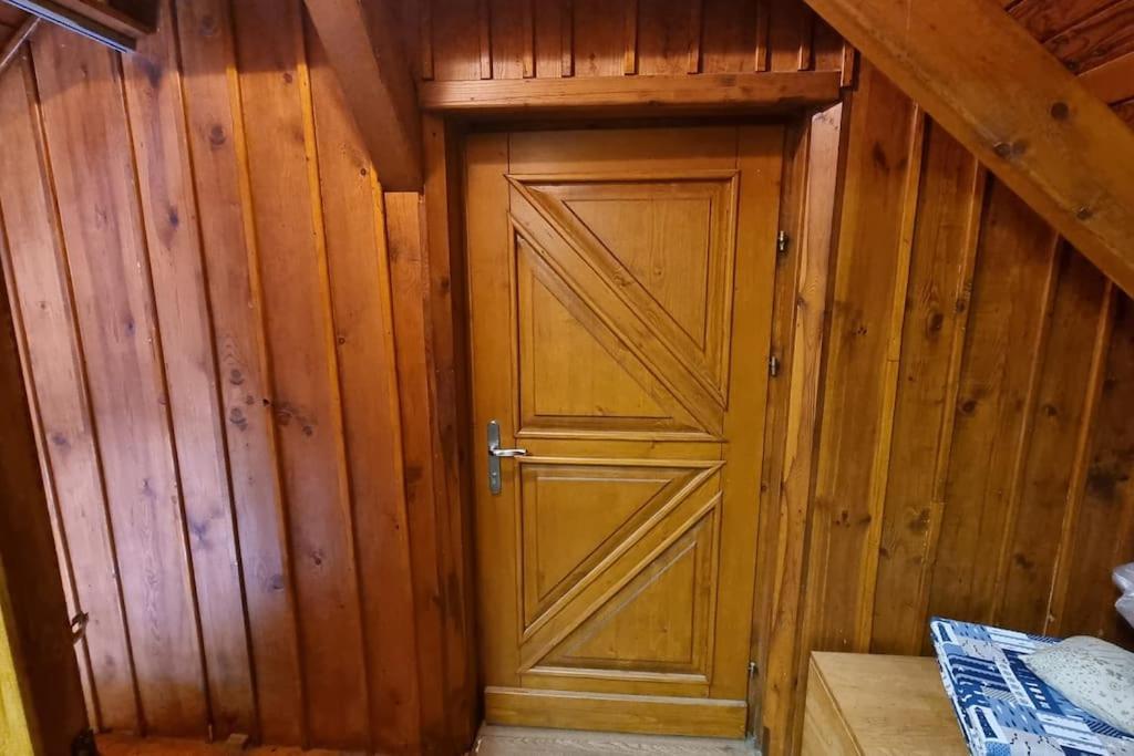 Country Retreat, Near Ljubljana City, Apartma Na Vasi, Blizu Mesta Ljubljana Apartment Medvode Ngoại thất bức ảnh